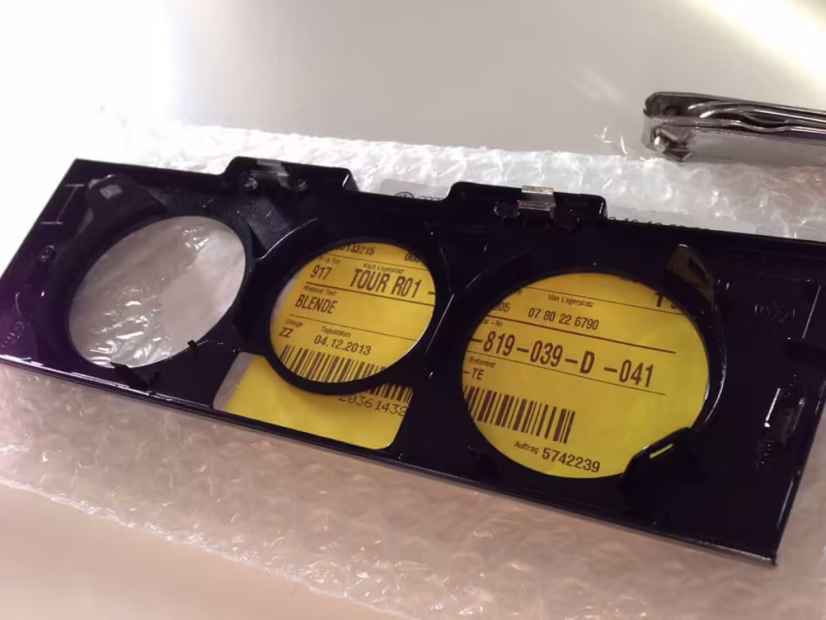6R1819039D041 - Trim for fresh air and heater controls; black-glossy [4/9]