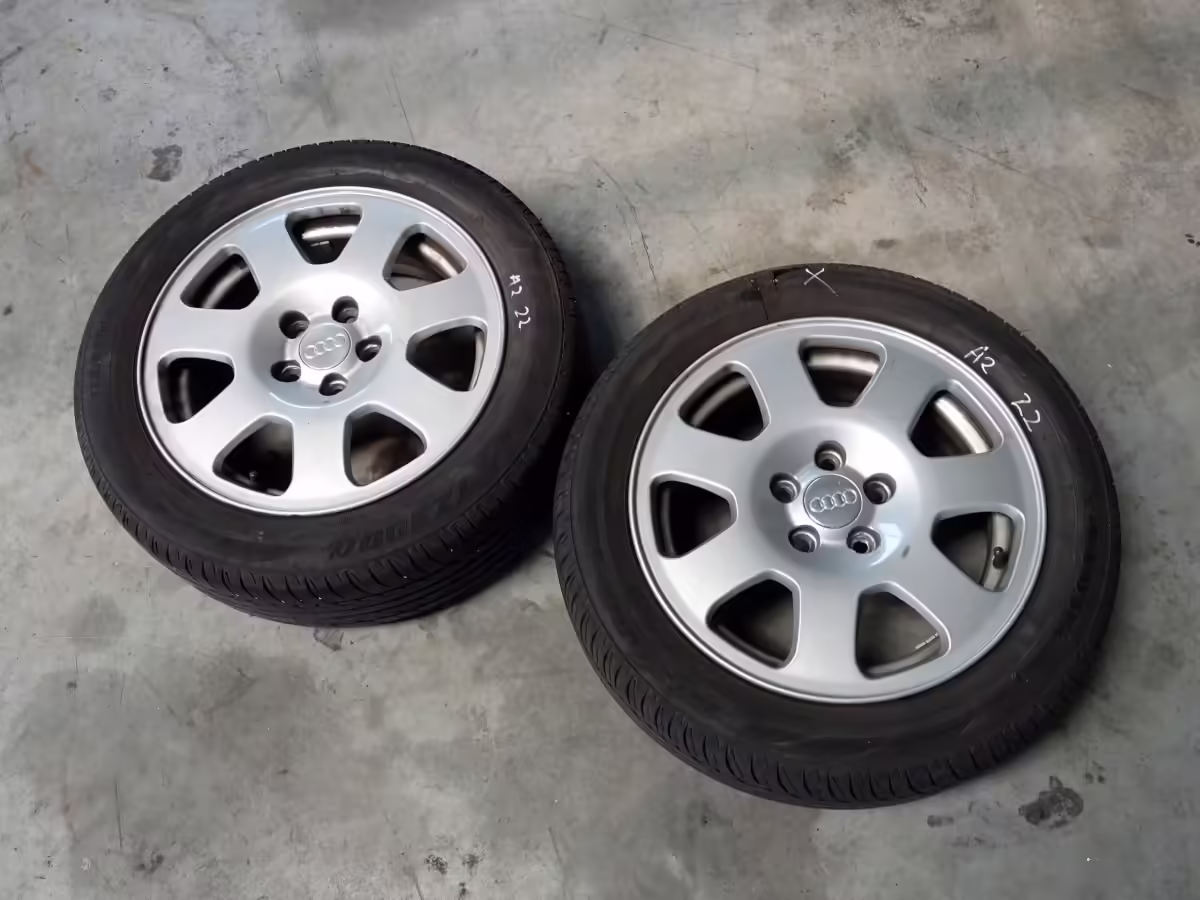 8Z0601025AZ33 - Alloy wheel 15"; Audi A2 [7/11]