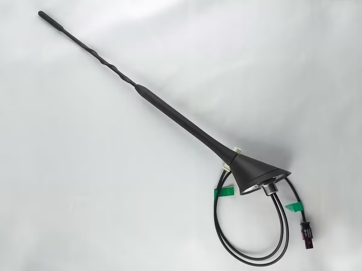 6R0035501A - Aerial base; DAB [3/18]