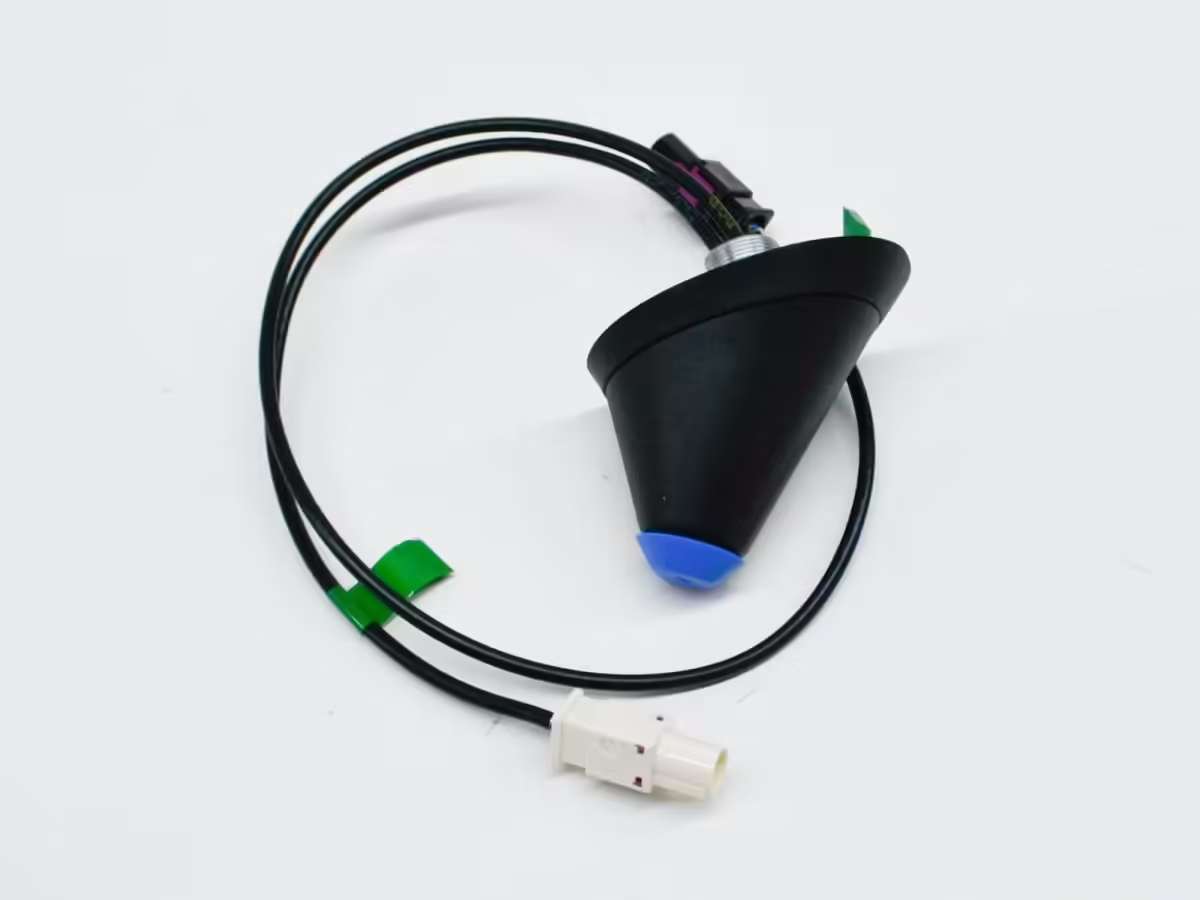 6R0035501A - Aerial base; DAB [8/18]