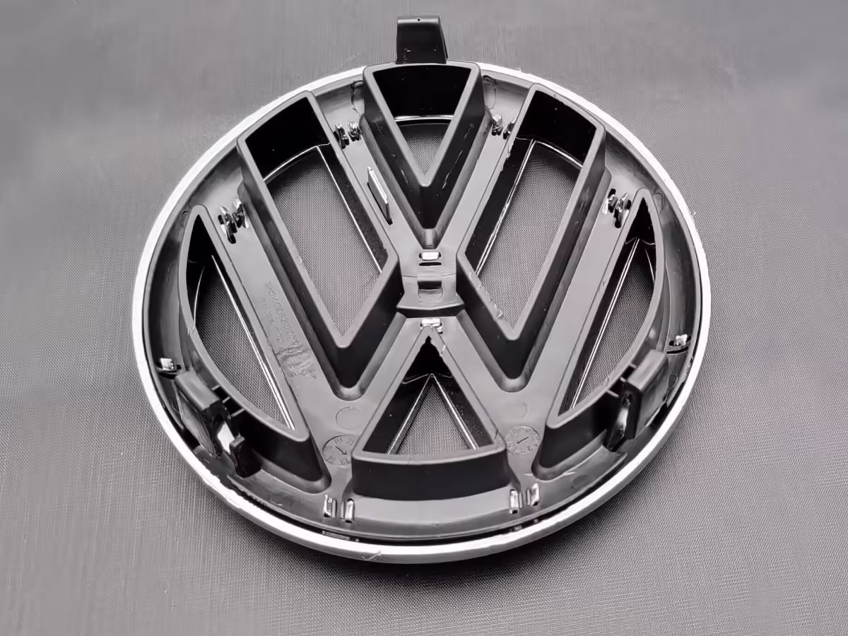 6R0853600AULM - VW-Plakette; vorne [6/11]