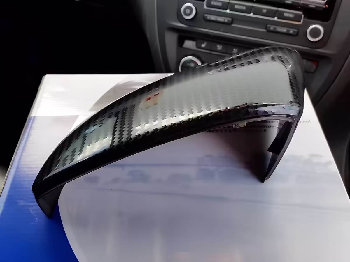 6R0072530Z57 - Wykończenie zewnętrznej obudowy lusterek bocznych; „Carbon” [26/28]