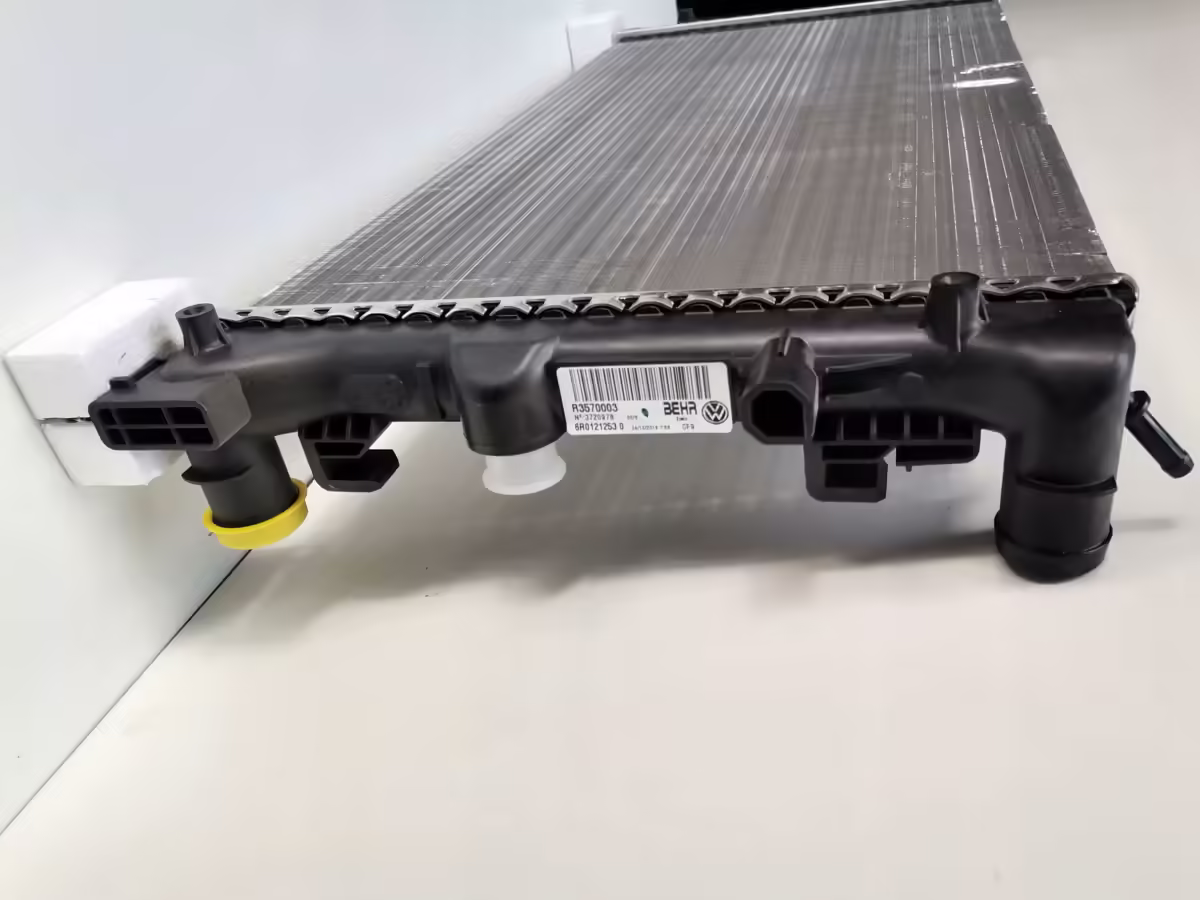 6R0121253 - Cooler for coolant; 649 x 340 x 26 mm [5/10]