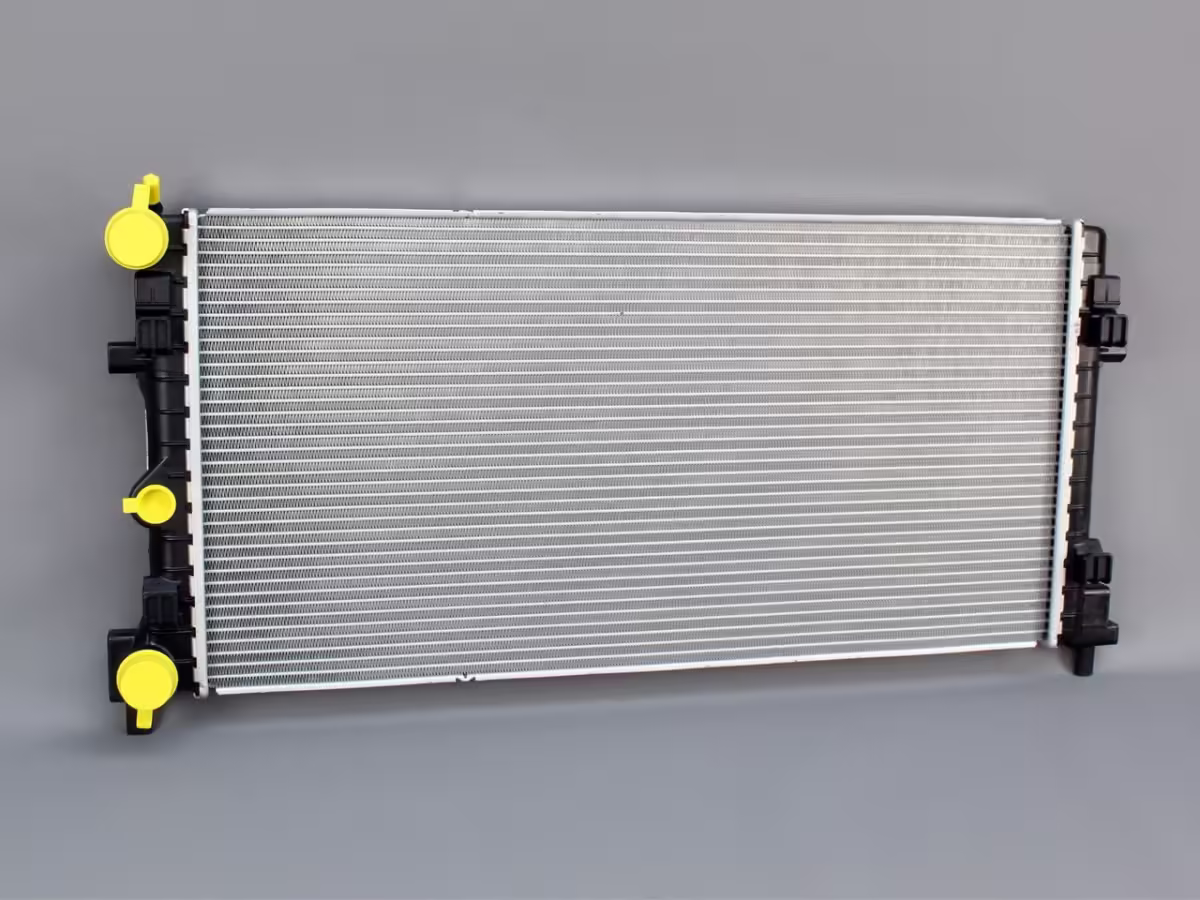 6R0121253A - Cooler for coolant; 648 x 330 x 24 mm [5/9]
