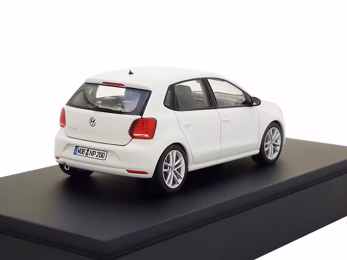 6C1099300C9A - Modellauto Polo 6C (A05-GP) 4-türig 1:43; reinweiß [3/9]