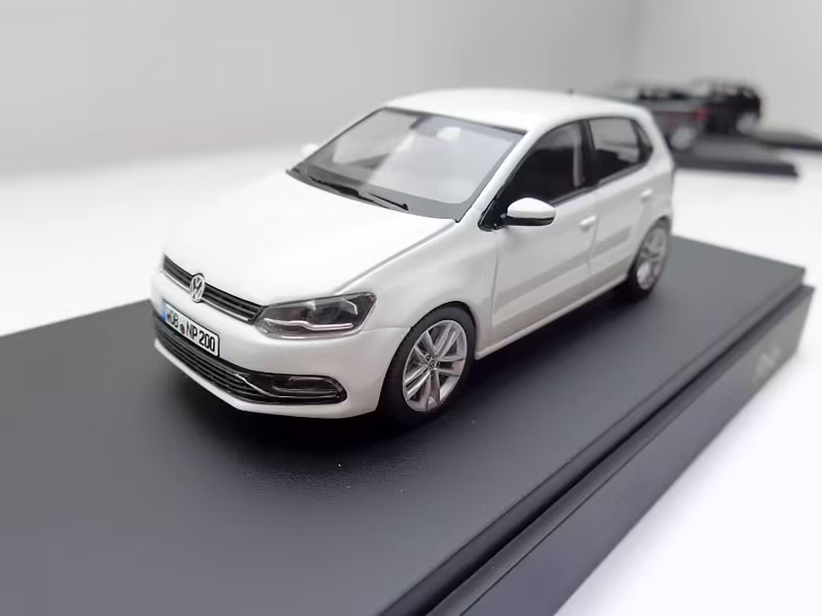 6C1099300C9A - Modellauto Polo 6C (A05-GP) 4-türig 1:43; reinweiß [6/9]