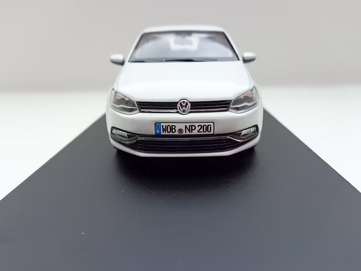 6C1099300C9A - Modellauto Polo 6C (A05-GP) 4-türig 1:43; reinweiß [7/9]