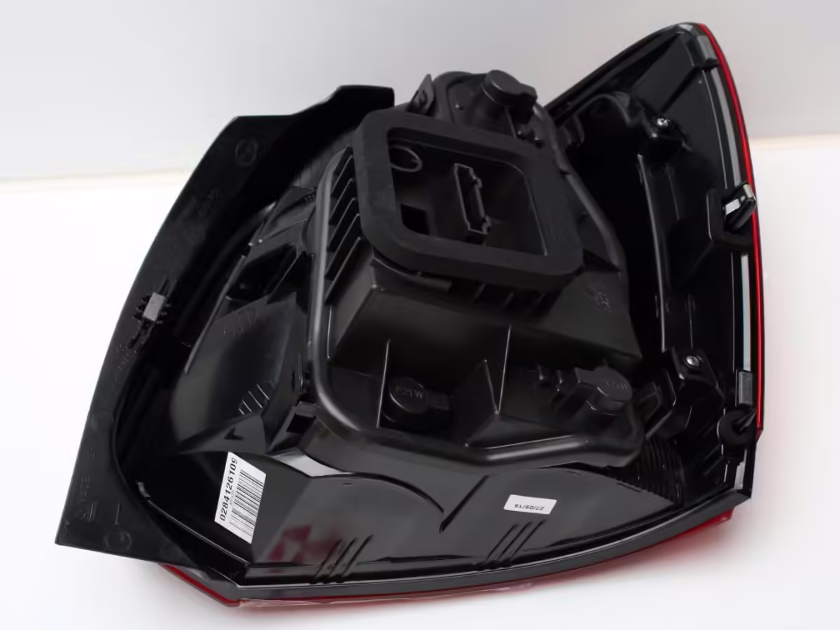 6R0945095AC - Lampa tylna; V1, lewa RHD [5/6]