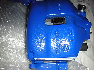 Korpus zacisku hamulcowego ⌀310-312mm; przód prawy, niebieski