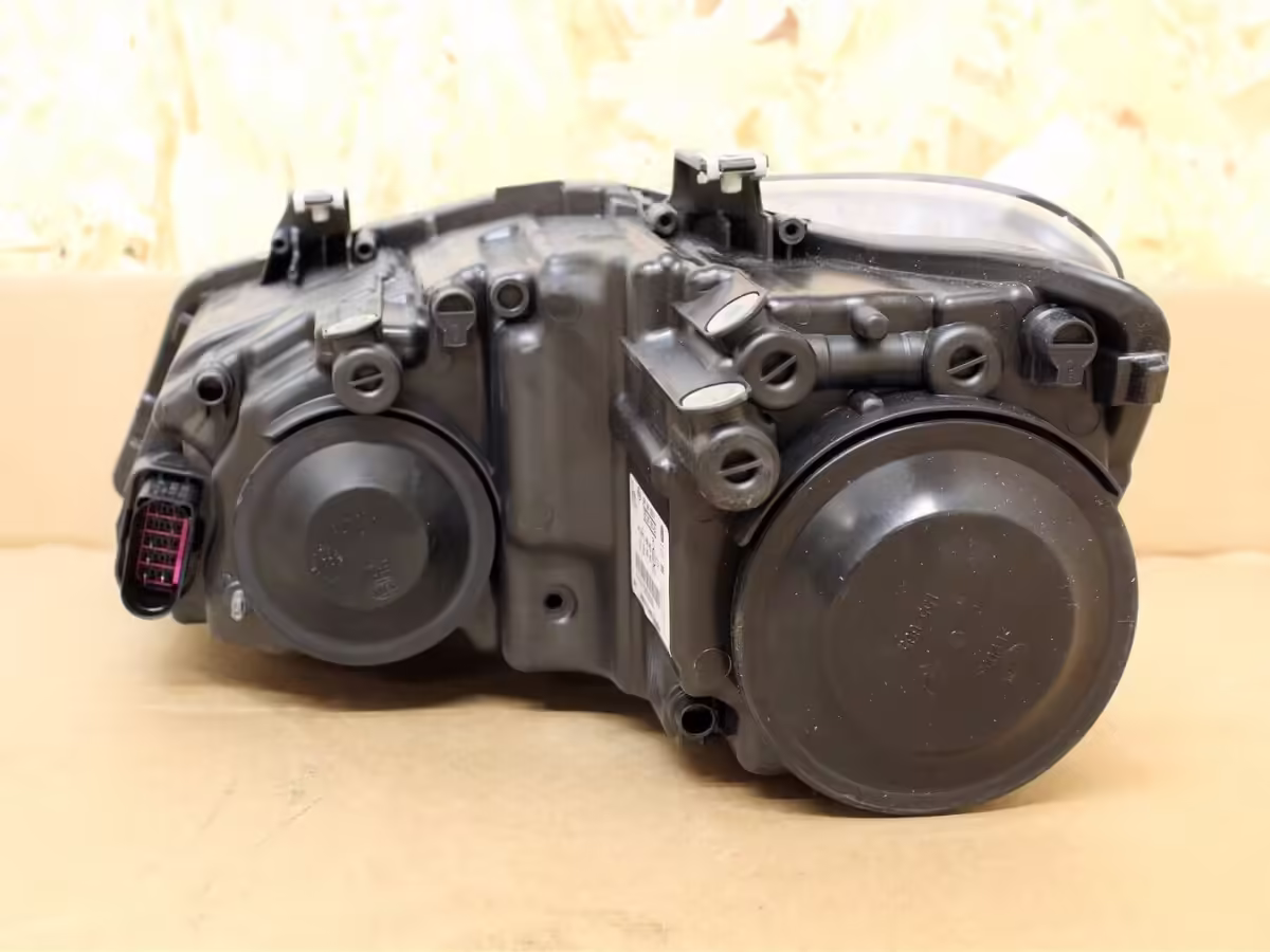 6R1941008F - Halogen Twin Headlight (H7/H7); right, LHD [5/15]