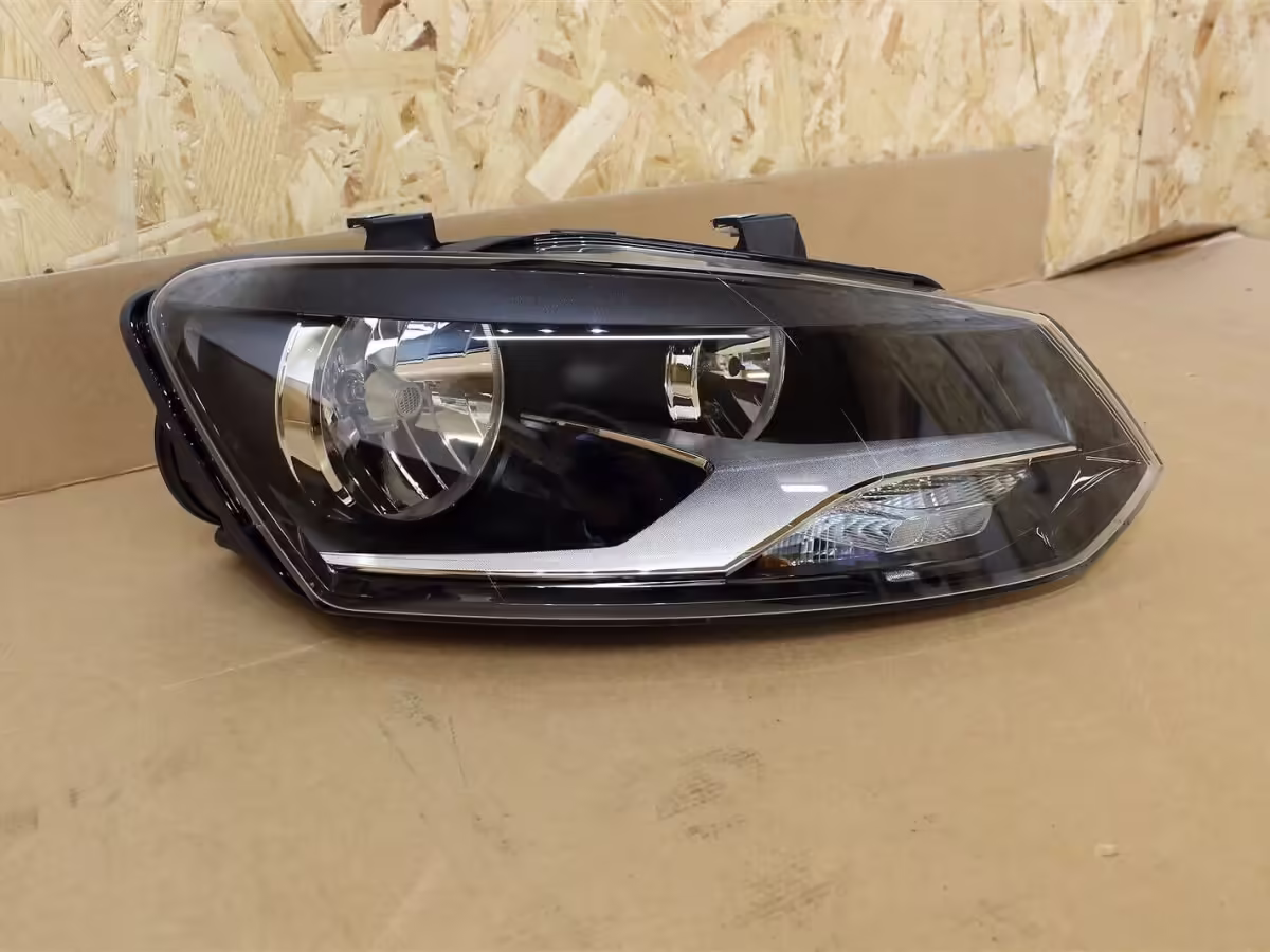 6R1941008F - Halogen Twin Headlight (H7/H7); right, LHD [7/15]