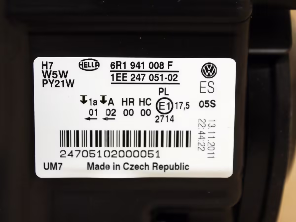 6R1941008F - Halogen Twin Headlight (H7/H7); right, LHD [10/15]