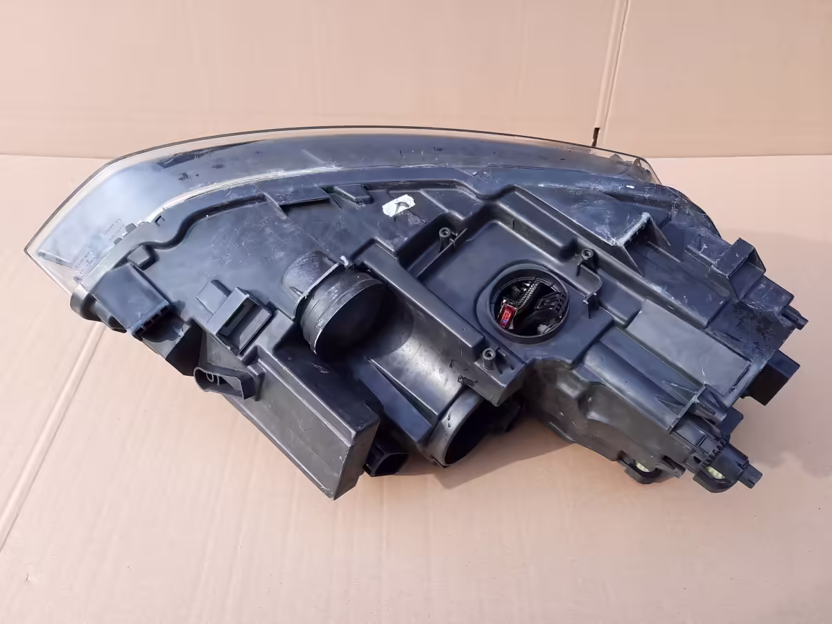 6R1941039A - Bi-Xenon-Scheinwerfer; links, LHD [12/39]