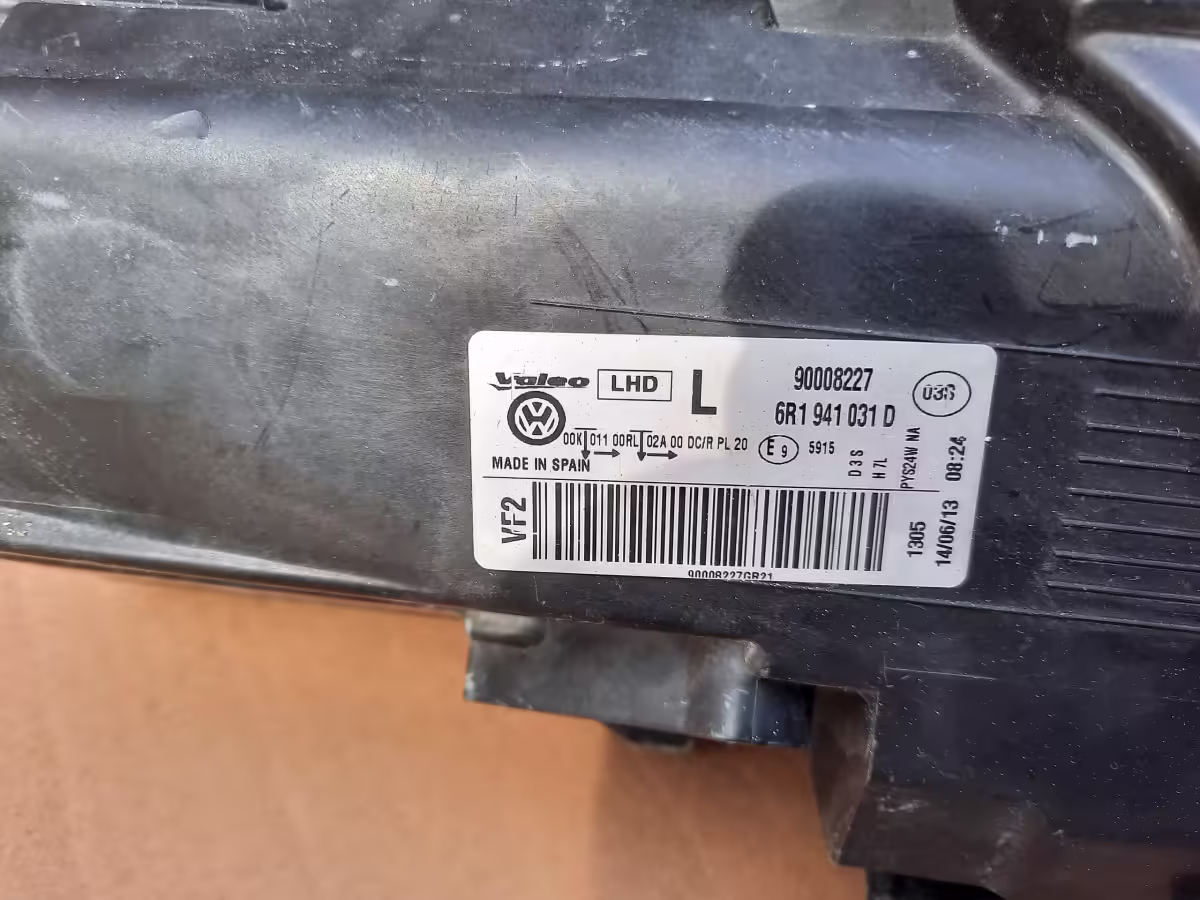 6R1941039A - Bi-Xenon-Scheinwerfer; links, LHD [13/39]