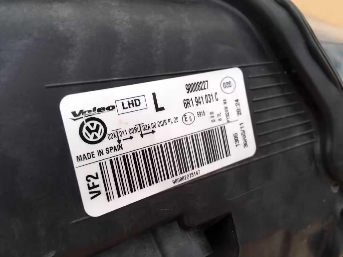 6R1941039A - Bi-Xenon-Scheinwerfer; links, LHD [38/39]