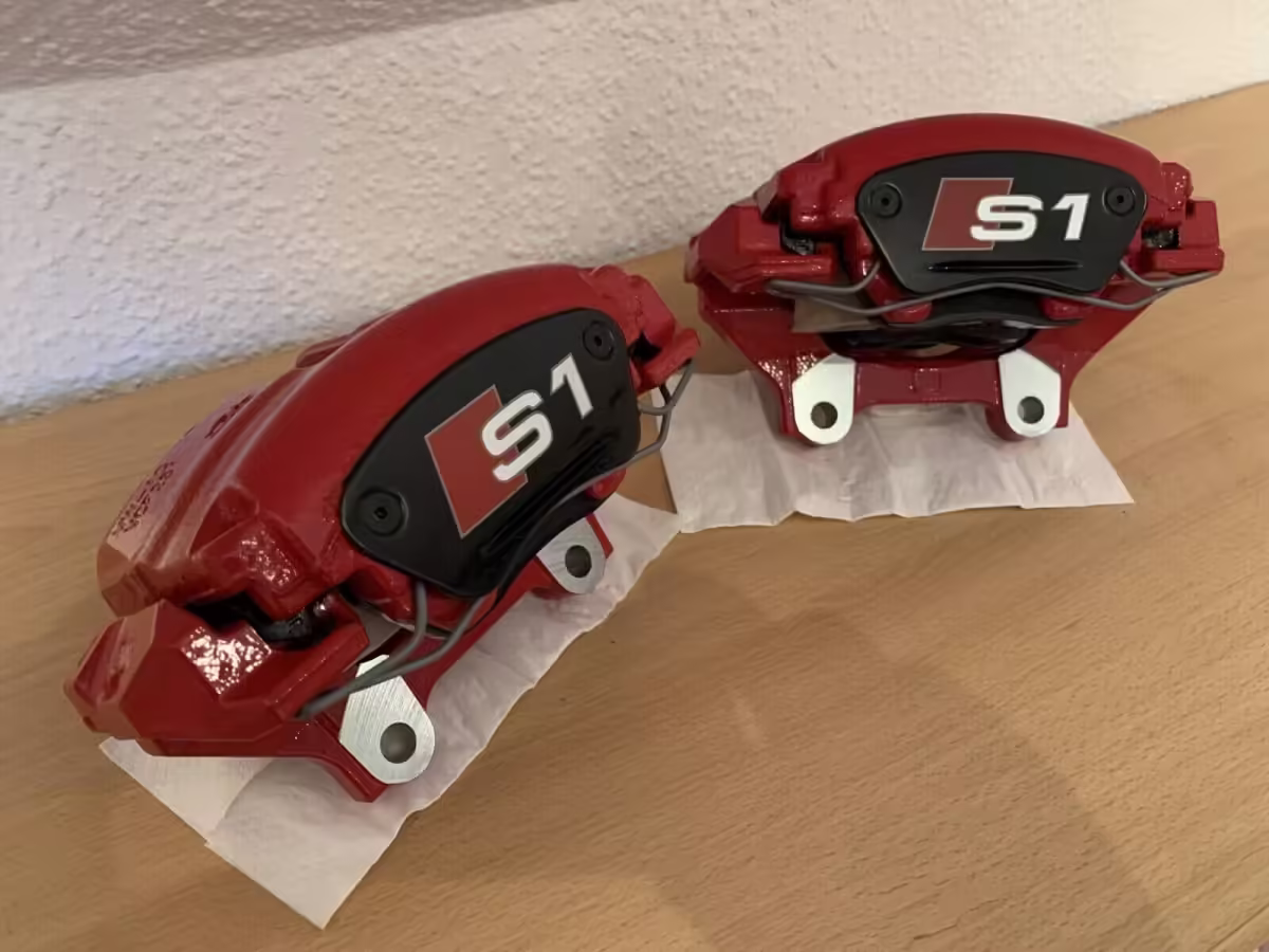 8X0615124D - S1 Bremssattelgehäuse rot; vorne rechts [20/33]