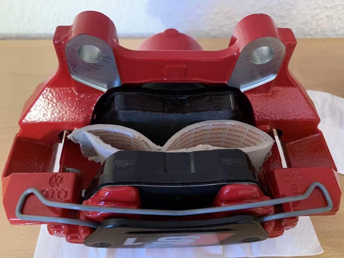 8X0615124D - S1 Bremssattelgehäuse rot; vorne rechts [26/33]