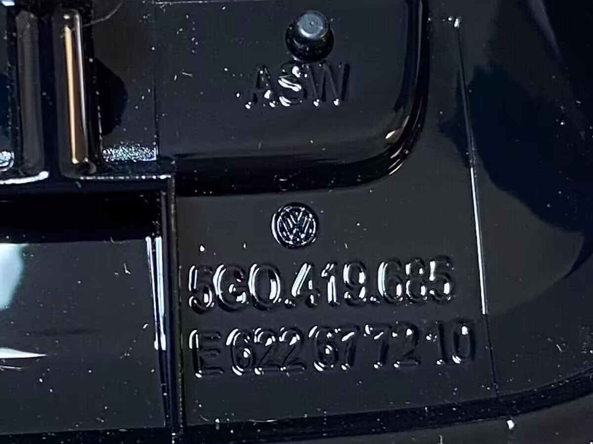 5G0419685JYMS - Osłona kierownicy; R [7/18]