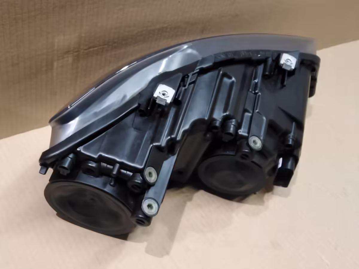 6R1941007G - Halogen Twin Headlight (H7/H7); left, LHD [9/30]