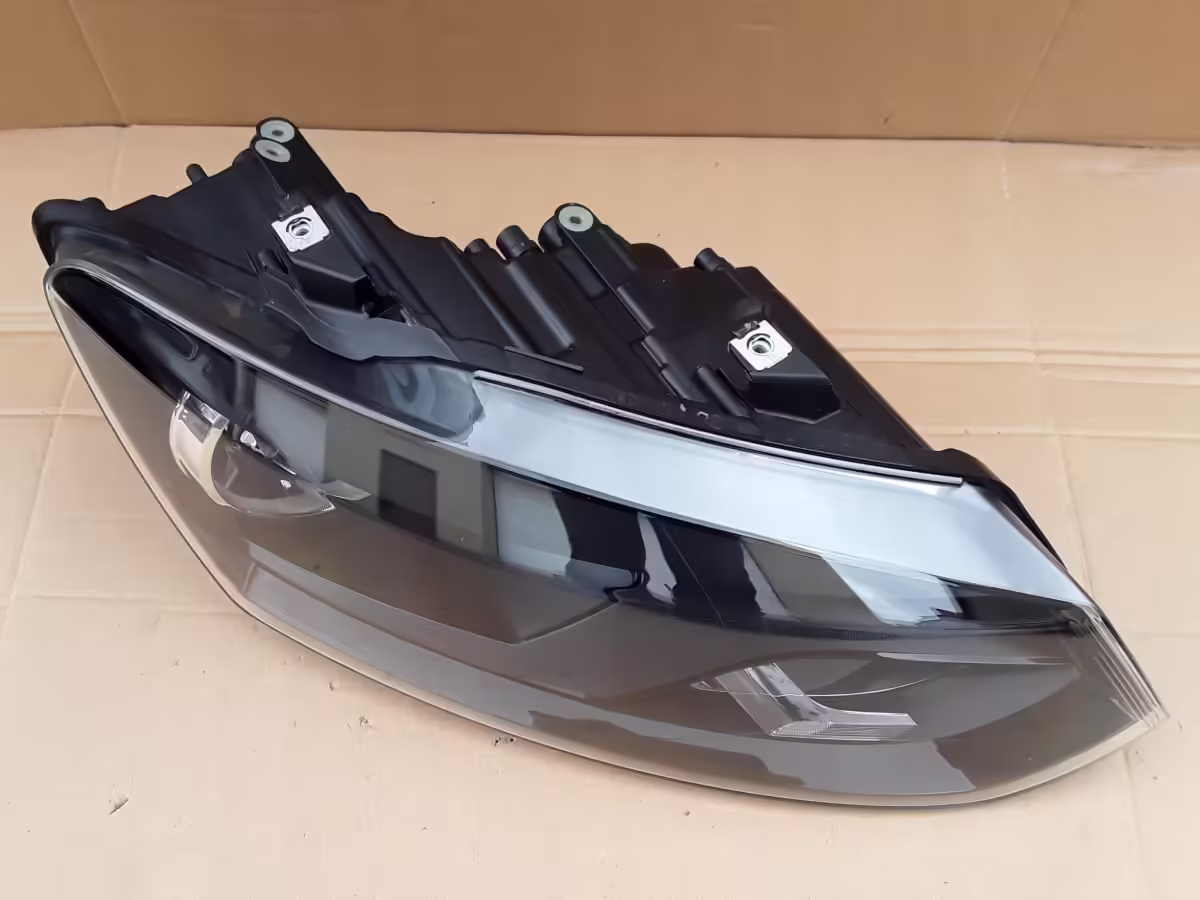 6R1941008G - Halogen Twin Headlight (H7/H7), right, LHD [10/19]