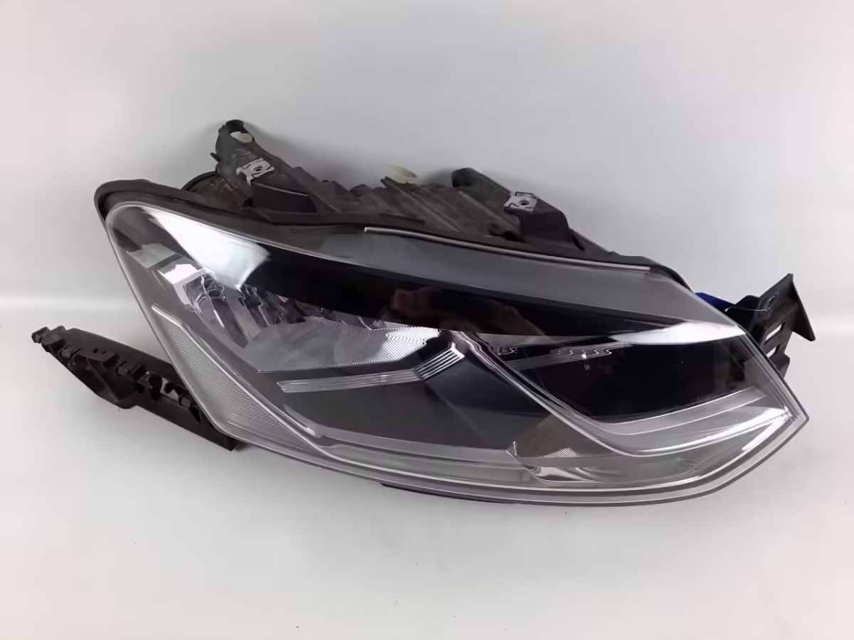 6C1941006B - Halogen Twin Headlight (H7/H7); right, LHD [21/27]