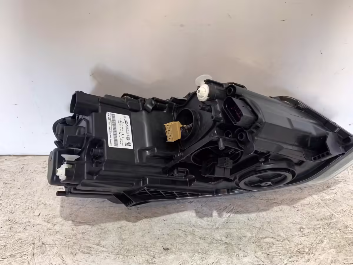6C1941773A - Reflektor Full LED; V1.1, lewy, LHD, GTI [11/22]