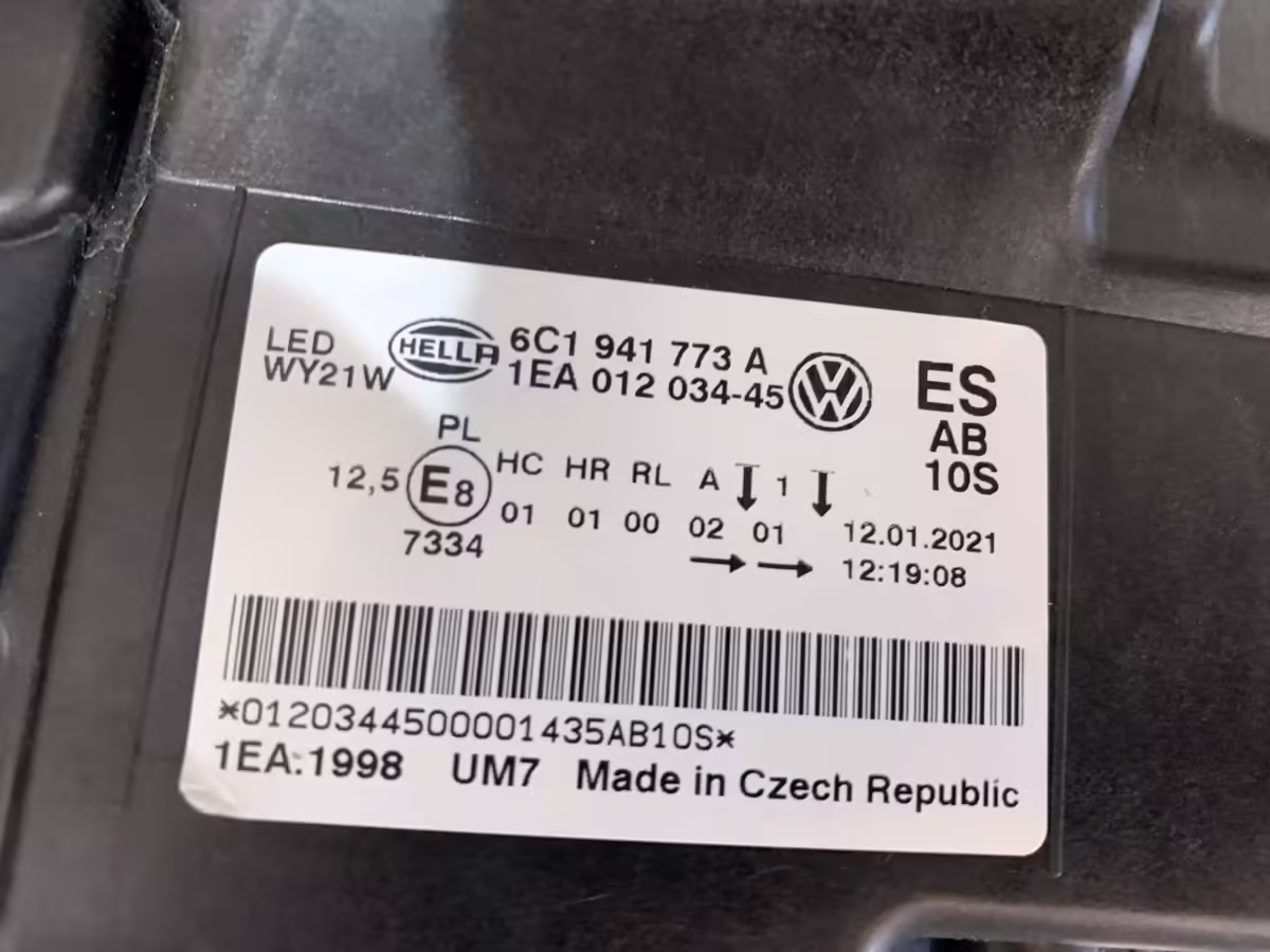 6C1941773A - Reflektor Full LED; V1.1, lewy, LHD, GTI [13/22]