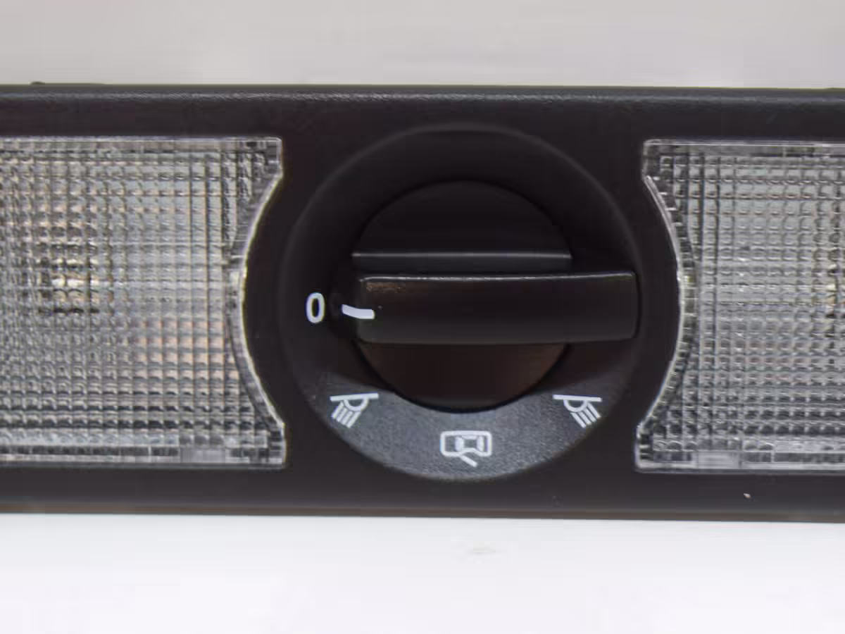 6Q0947291A82V - Interior and reading light with switch-off delay; titan black [4/10]
