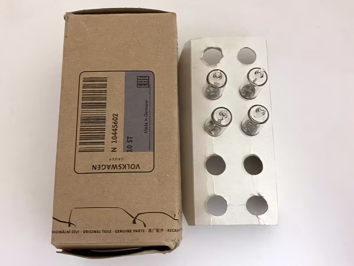 N10445602 - Żarówka H21W [10/10]