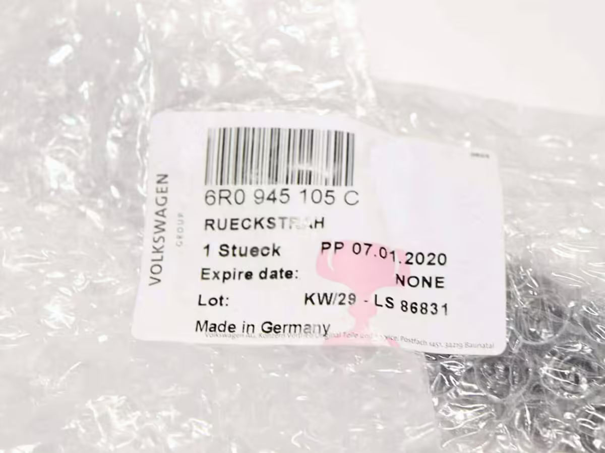 6R0945105C - Światełko odblaskowe; V1 lewe [7/7]