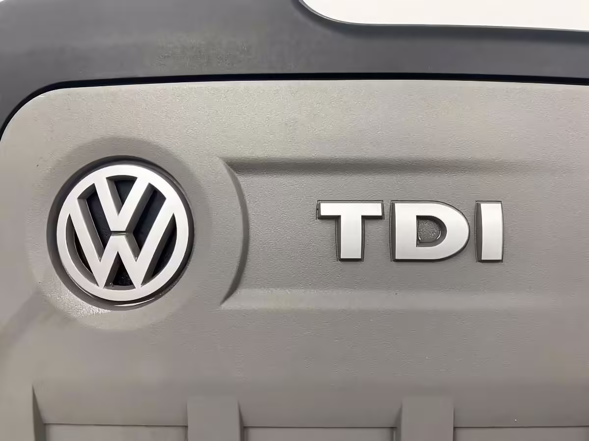 03P1039259B9 - Osłona silnika; 1.2 TDI [2/15]