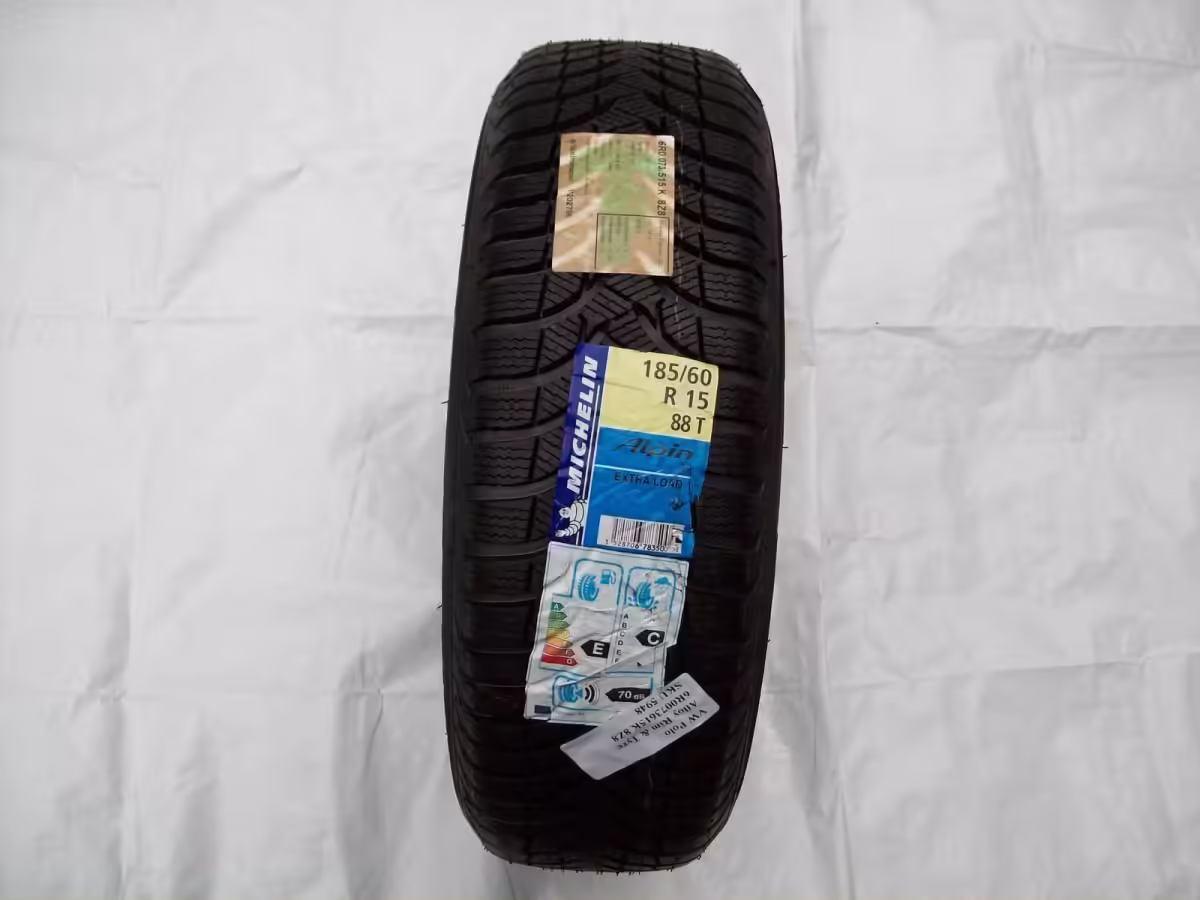 6R0071495B8Z8 - Alloy wheel 15"; 'Aspen' [9/17]