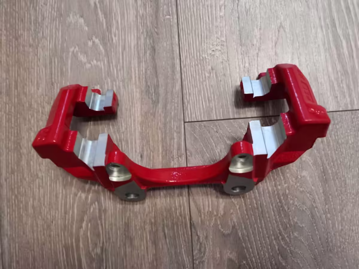 6R0615125A - Uchwyt zacisku; przód, lewy/prawy [5/8]