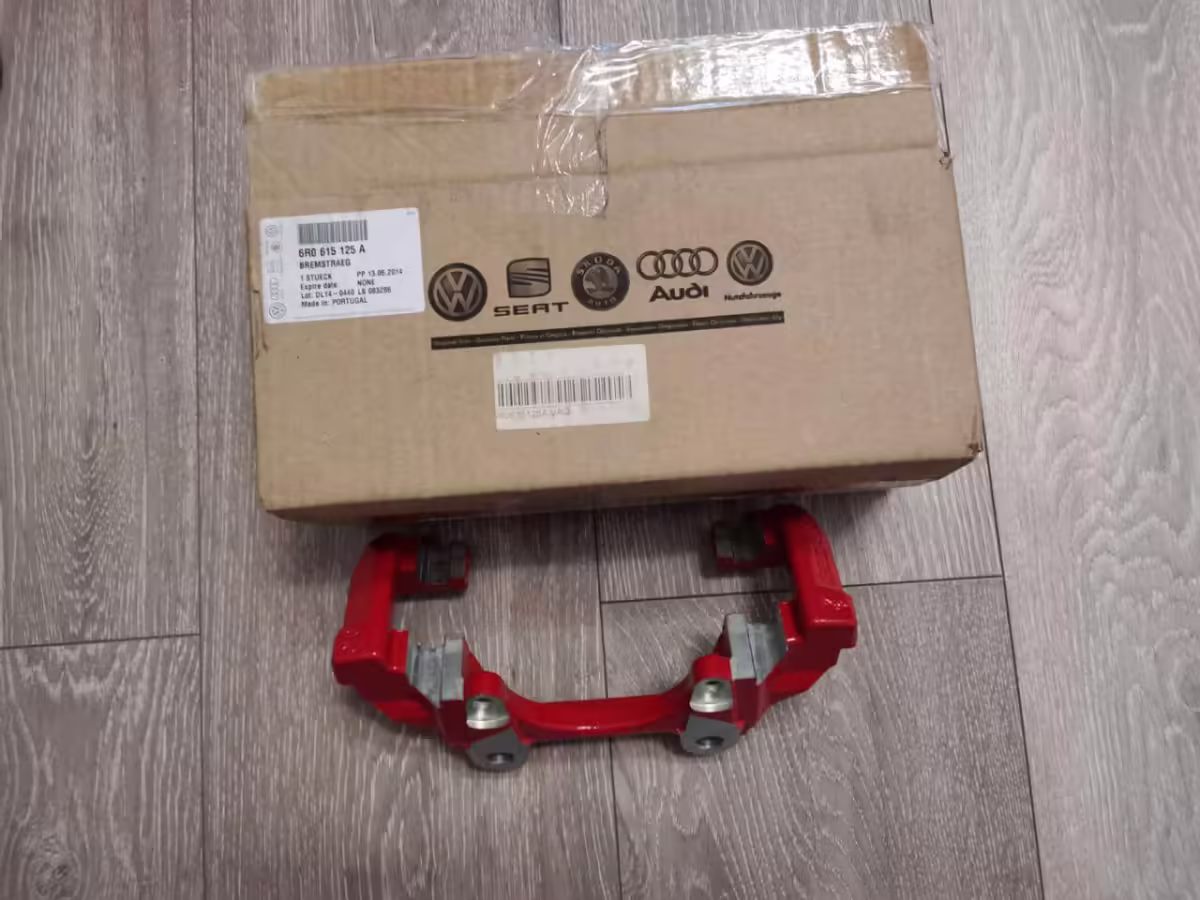 6R0615125A - Uchwyt zacisku; przód, lewy/prawy [6/8]