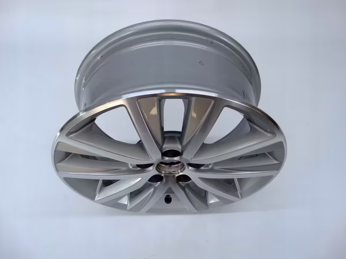 6R0601025BD8Z8 - 15"-Aluminiumrad; "Style" [10/37]