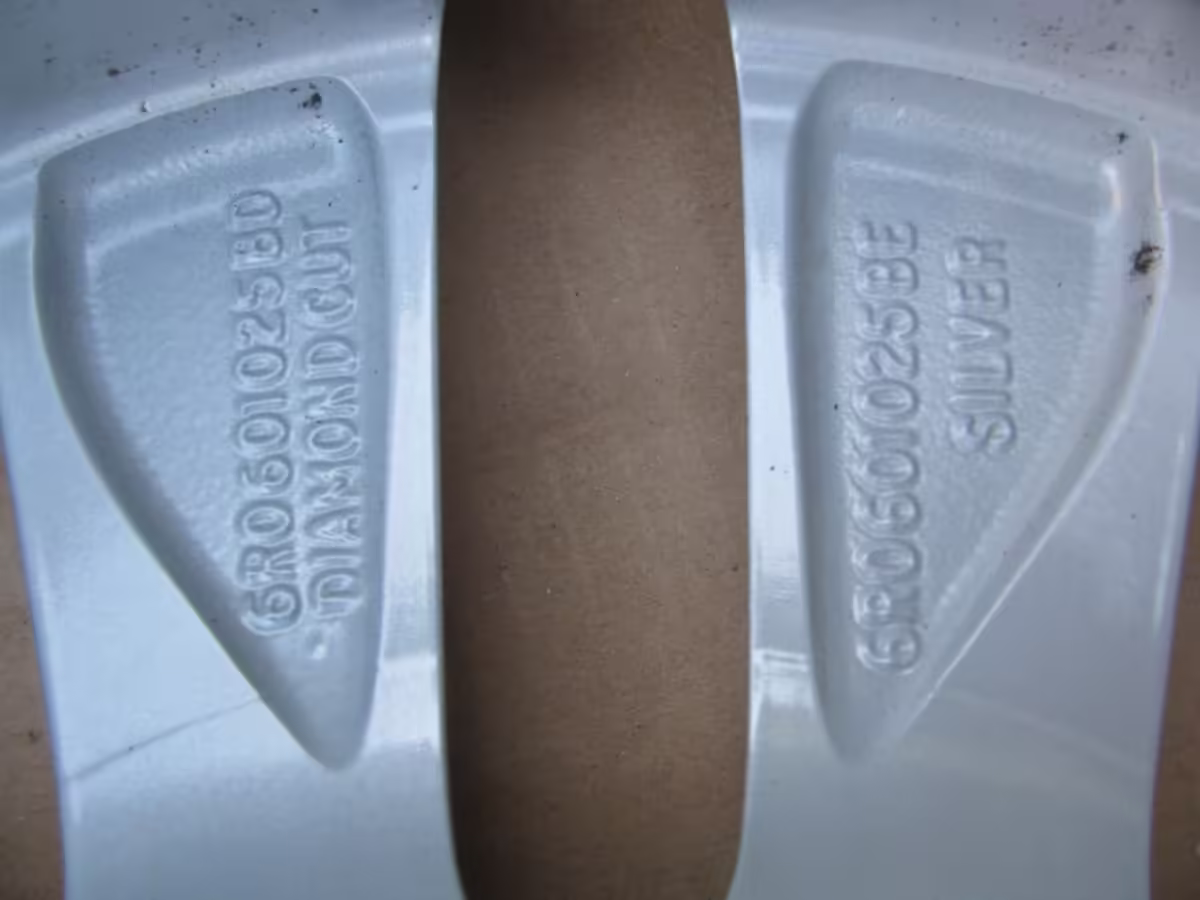 6R0601025BD8Z8 - 15"-Aluminiumrad; "Style" [21/37]