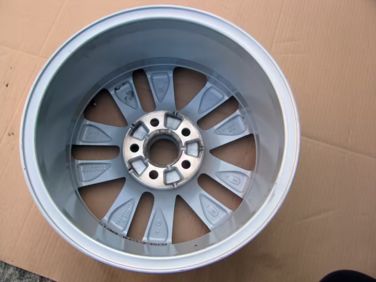 6R0601025BD8Z8 - 15"-Aluminiumrad; "Style" [34/37]