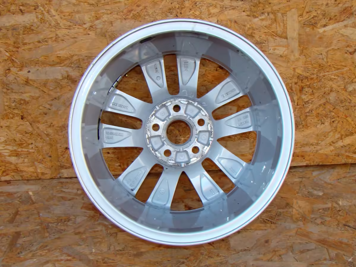 6R0601025BD8Z8 - 15"-Aluminiumrad; "Style" [37/37]