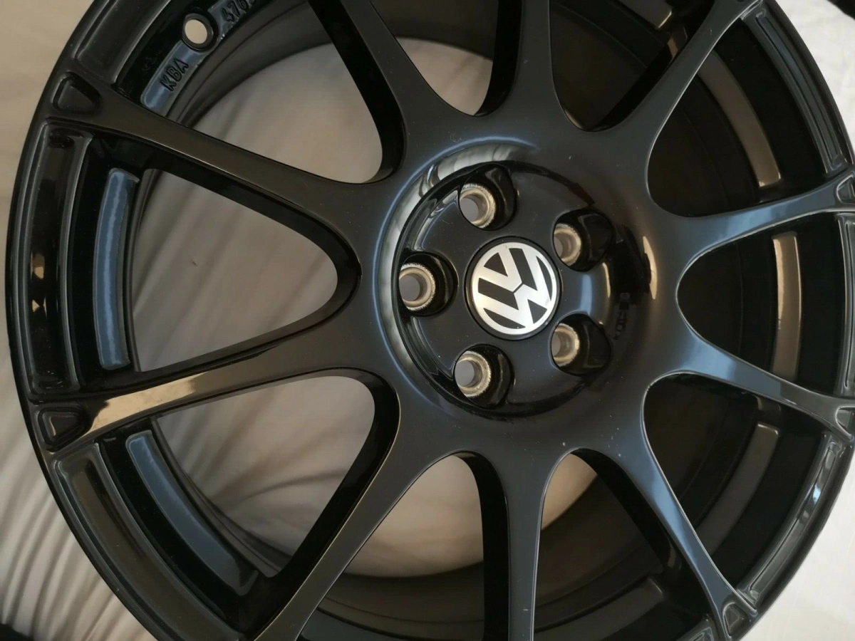 Alloy wheel 17 Alloy wheel 17