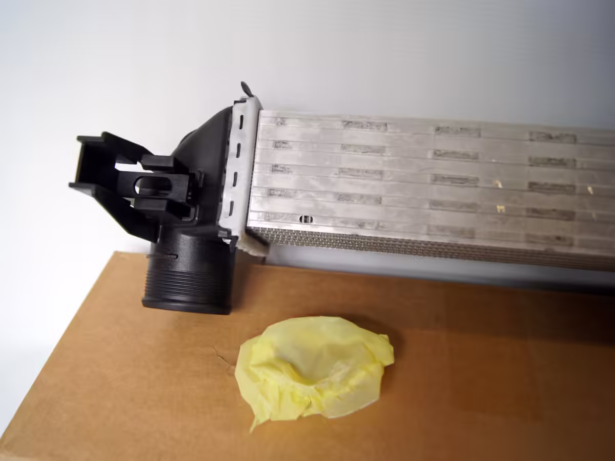 6R0145805 - Intercooler; 1.2 & 1.6 TDI [14/17]