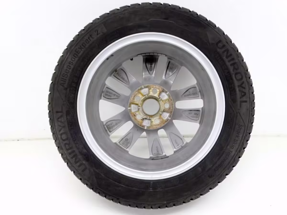 6R0601025BE8Z8 - 15"-Aluminiumrad; "Estrada" [11/40]