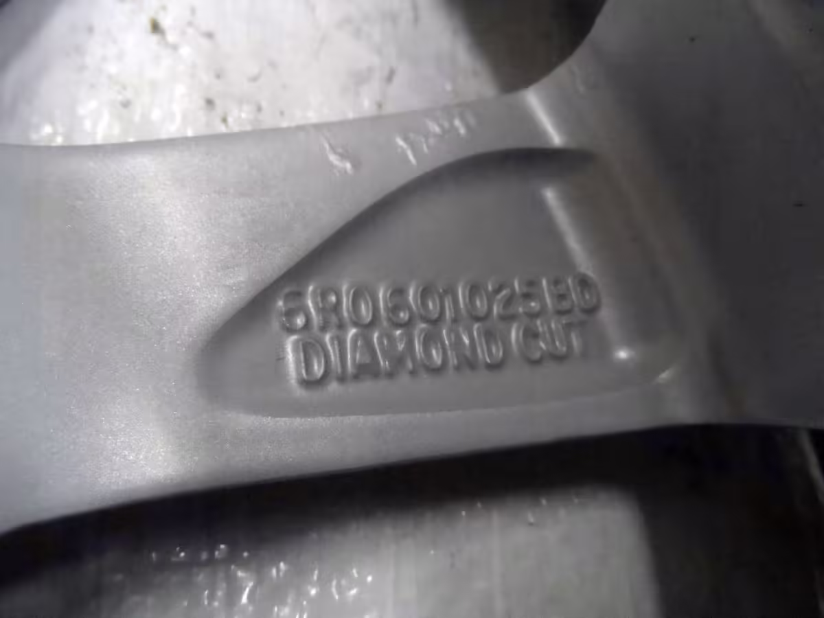 6R0601025BE8Z8 - 15"-Aluminiumrad; "Estrada" [39/40]