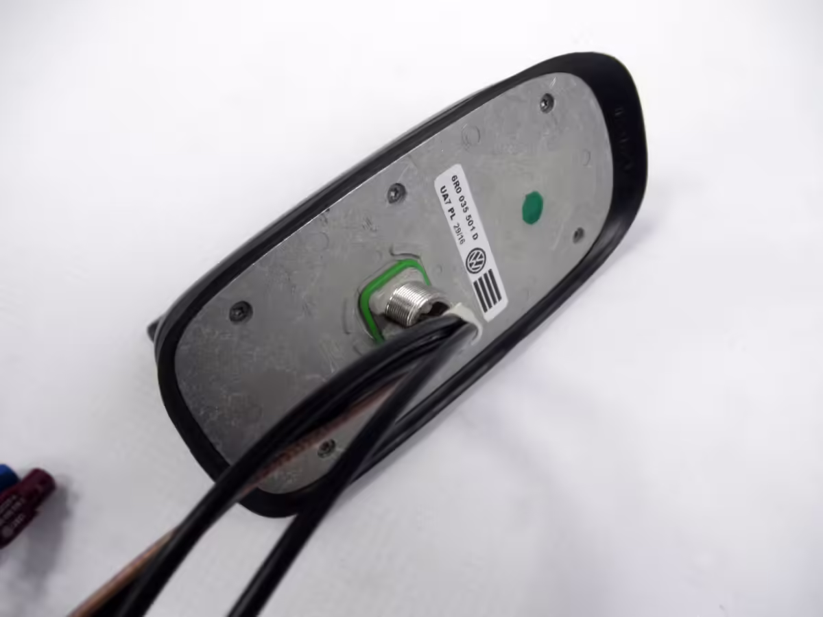 6R0035501D - Antennenfuß; DAB [9/10]
