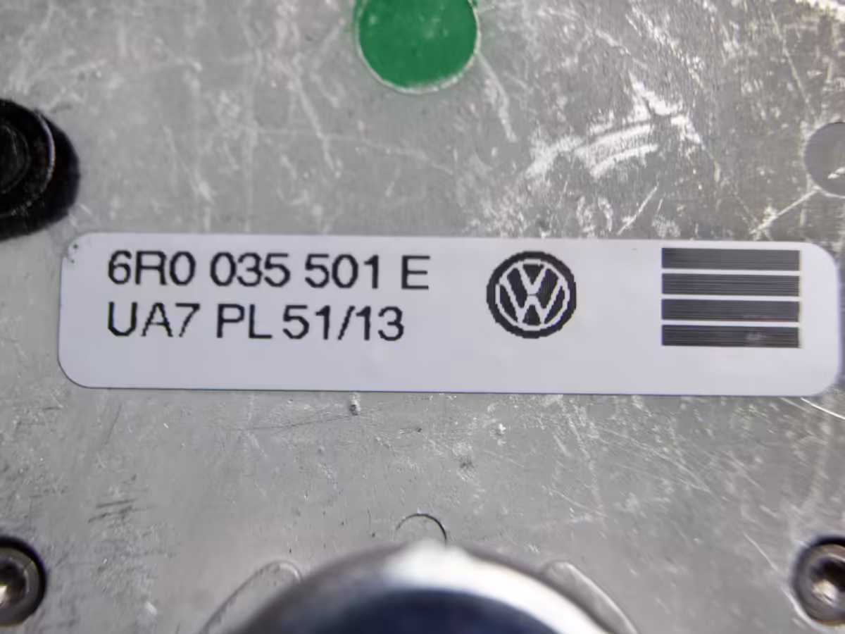 6R0035501E - Stopka anteny; TV [4/11]