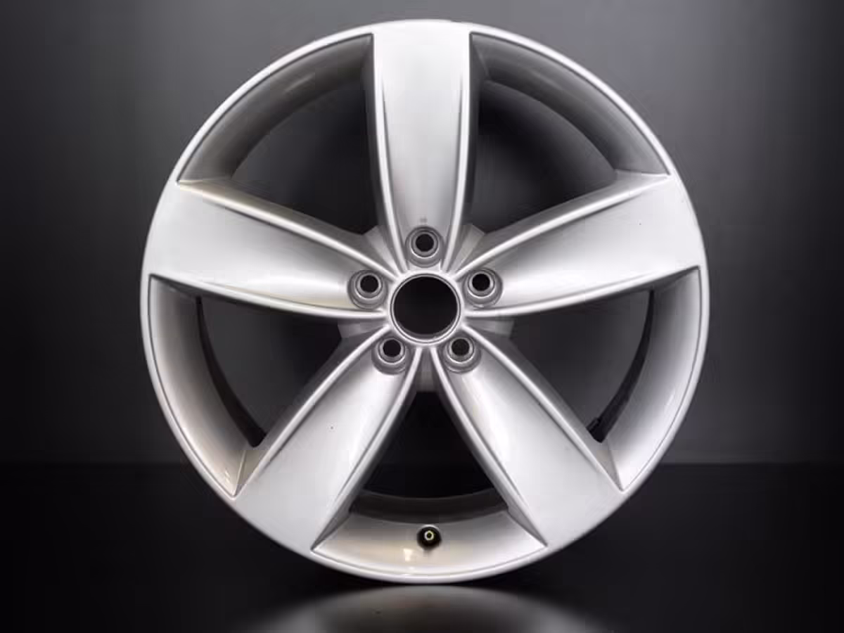 6R0601025A8Z8 - Alloy wheel 17"; 'Boavista' [2/38]