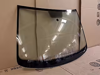Szyba przednia