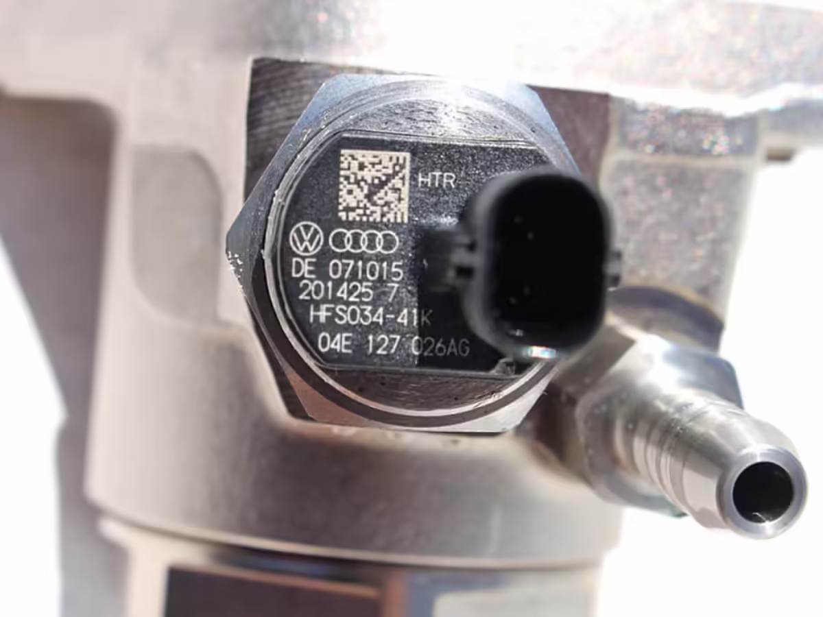 04E127026BD - Kraftstoffpumpe [12/14]