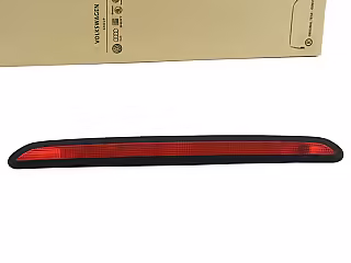 Trzecie światło hamowania z dyszą natryskową