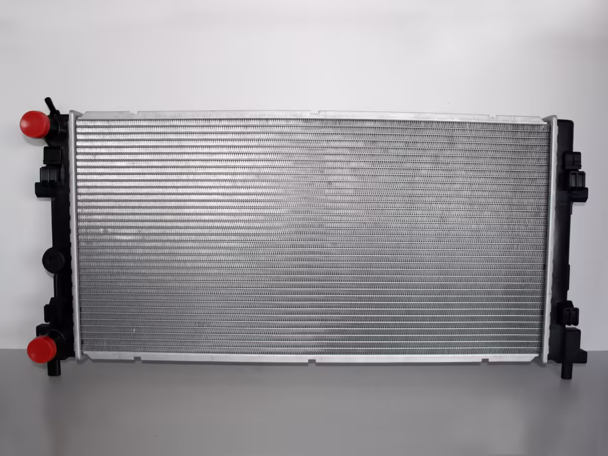 6R0121253L - Cooler for coolant; 649 x 330 x 24 mm [4/4]