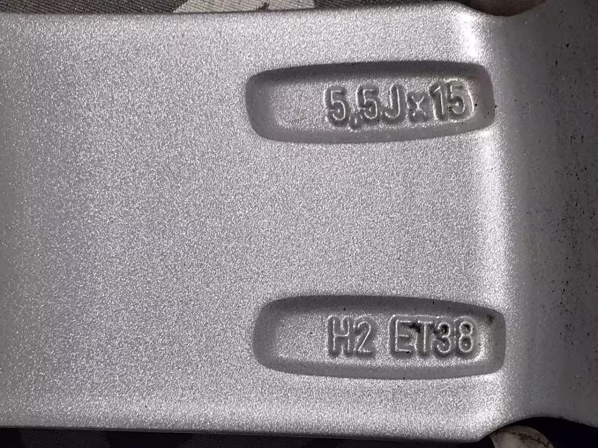 6R0601025E8Z8 - Aluminiumrad 15"; "Grönland" [16/17]